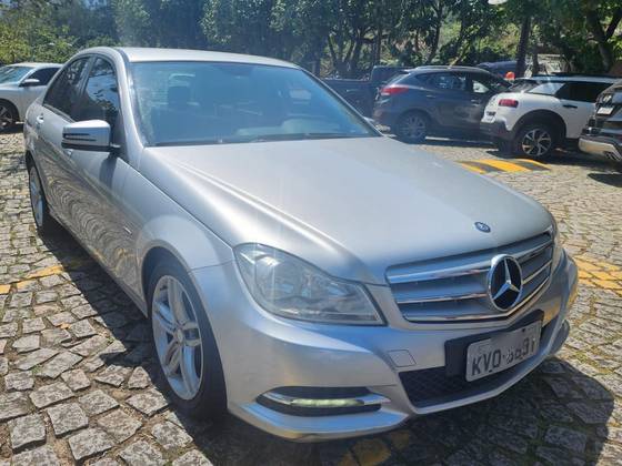 MERCEDES-BENZ C 180 1.6 CGI CLASSIC 16V TURBO GASOLINA 4P AUTOMÁTICO MERCEDES-BENZ C 180 1.6 CGI CLASSIC 16V TURBO GASOLINA 4P AUTOMÁTICO
